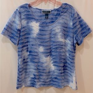 Karen Scott Ladies T Shirt Blue and White Wave Pattern Large